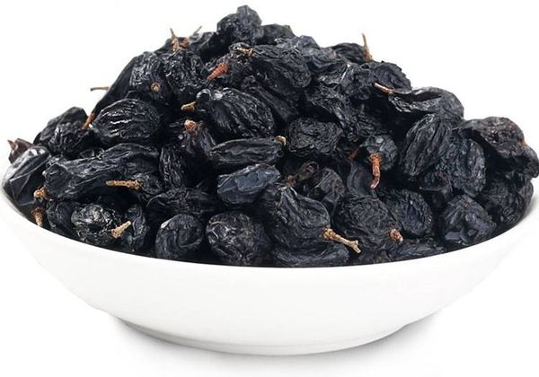 الزبيب الاسود علاج مذهل وفعال لفقر الدم