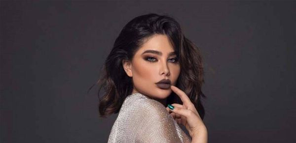 بعدما اتهمتها قمر بإصابتها بمرض الإيدز.. هذا ما كشفته إنجي خوري (صورة)
