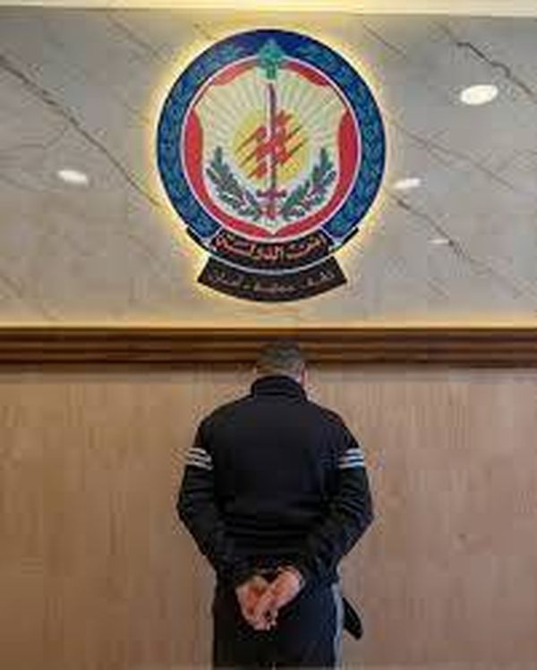 أمن الدولة ضبط مستودعات
عطور مزوّرة... وأوقف المتورّطين