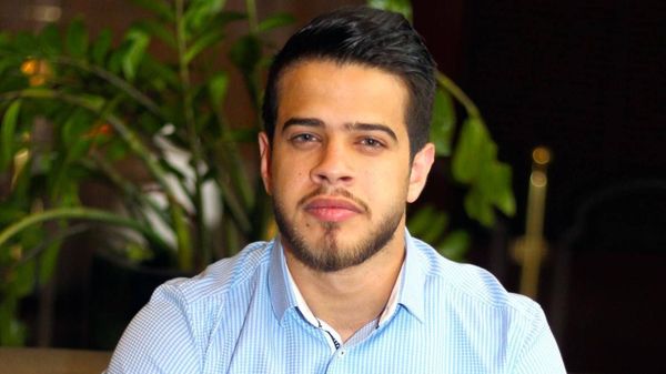 أدهم نابلسي يستقبل مولودته الأولى وهذا اسمها
