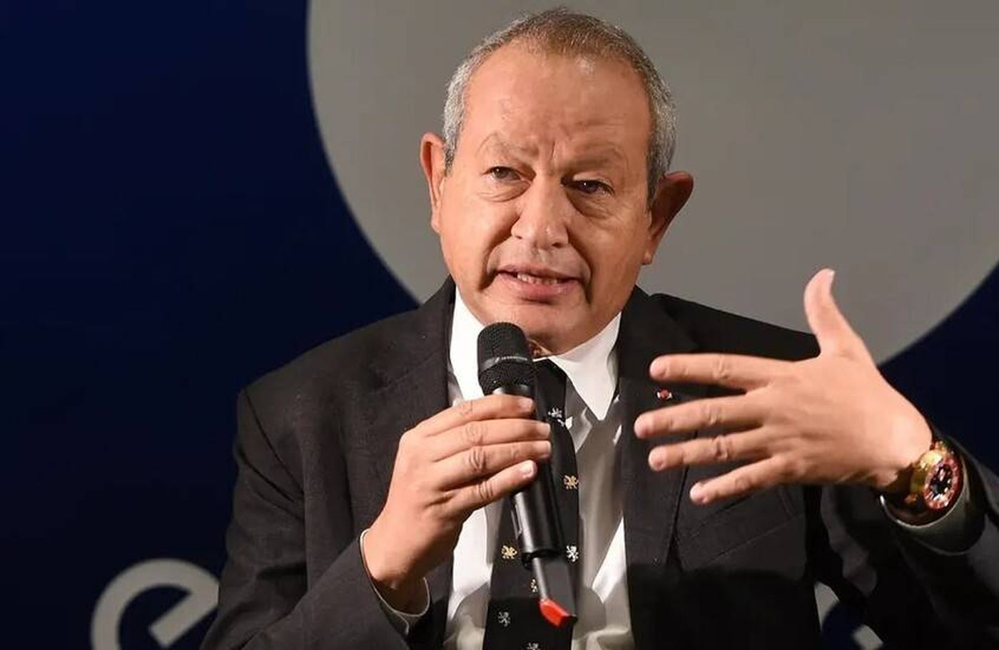 نجيب ساويرس يوجه طلباً عاجلاً للحكومة المصرية بشأن الصندوق السيادي