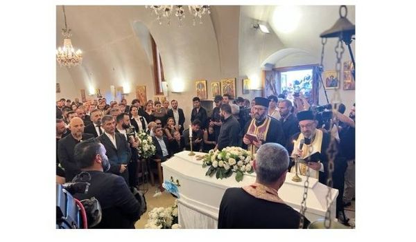 في مأتم مهيب.. لبنان يودع الفنان جورج الراسي !