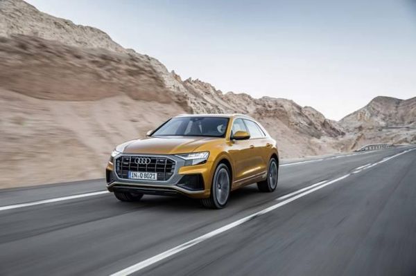 سيارة Audi Q8 تجمع بين الأناقة والمزايا العملية المتنوعة