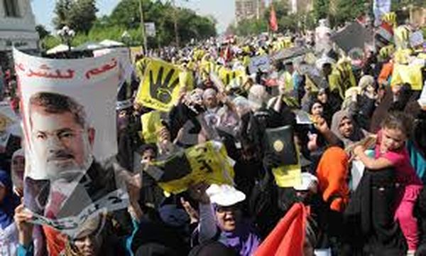 قانون التظاهر في مصر يثير جدلا كبيرا وسط دعوات لاسقاطه