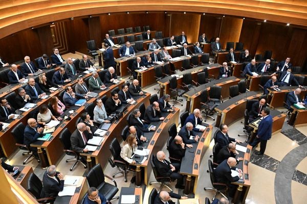 سجالات حادة في مجلس النواب... عمار ويعقوبيان يتواجهان وباسيل يعترض على مهلة الـ5 دقائق