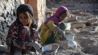 اليونيسيف تحذّر: مليون طفل أفغاني مهددون بالموت جوعاً