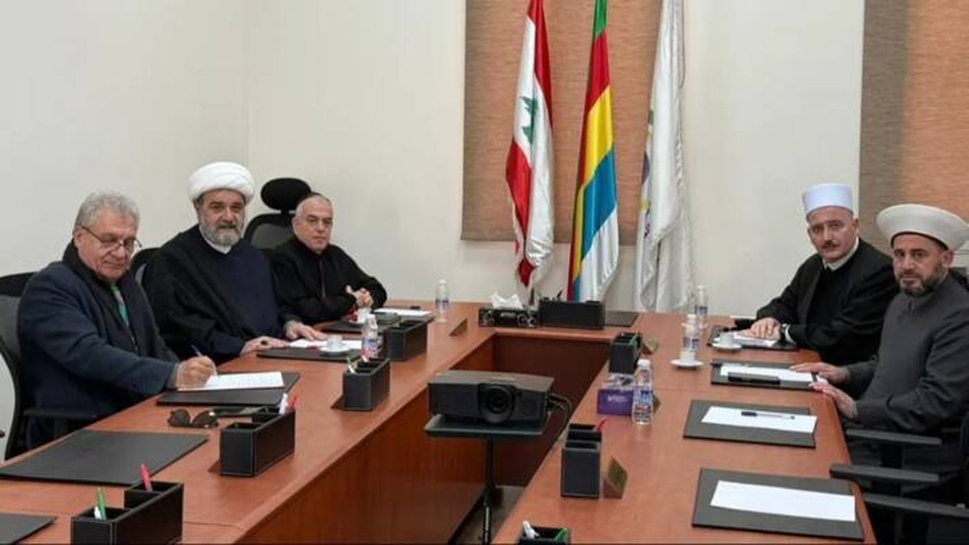 "لجنة متابعة القمّة الروحية" دعت لتوظيف زيارة البابا
لتعزيز الوحدة الوطنية ودعم الدولة ووقف الاعتداءات