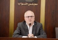 ضاهر : هل يشمل العفو العام القضاة المنحرفين والفاسدين؟