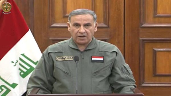 وزير الدفاع العراقي: مسؤولو داعش يفرون من الموصل