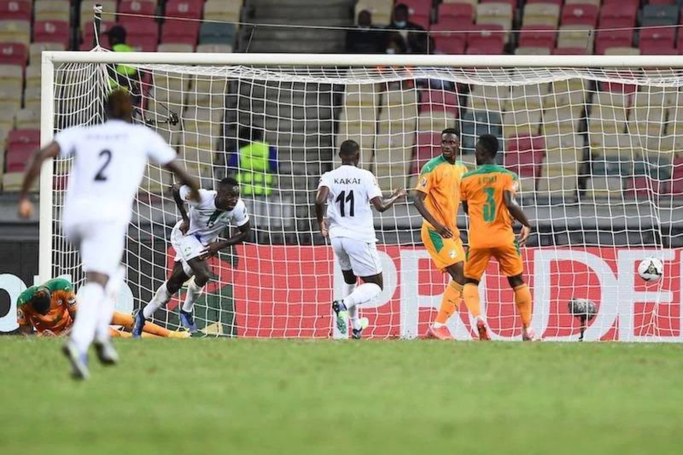 نتيجتان قيد التحقيق وأحد الفريقين الخاسرين يحمل اسم لبنان.. مباراتان كرويتان تنتهيان بنتيجتي 91-1 و95-0