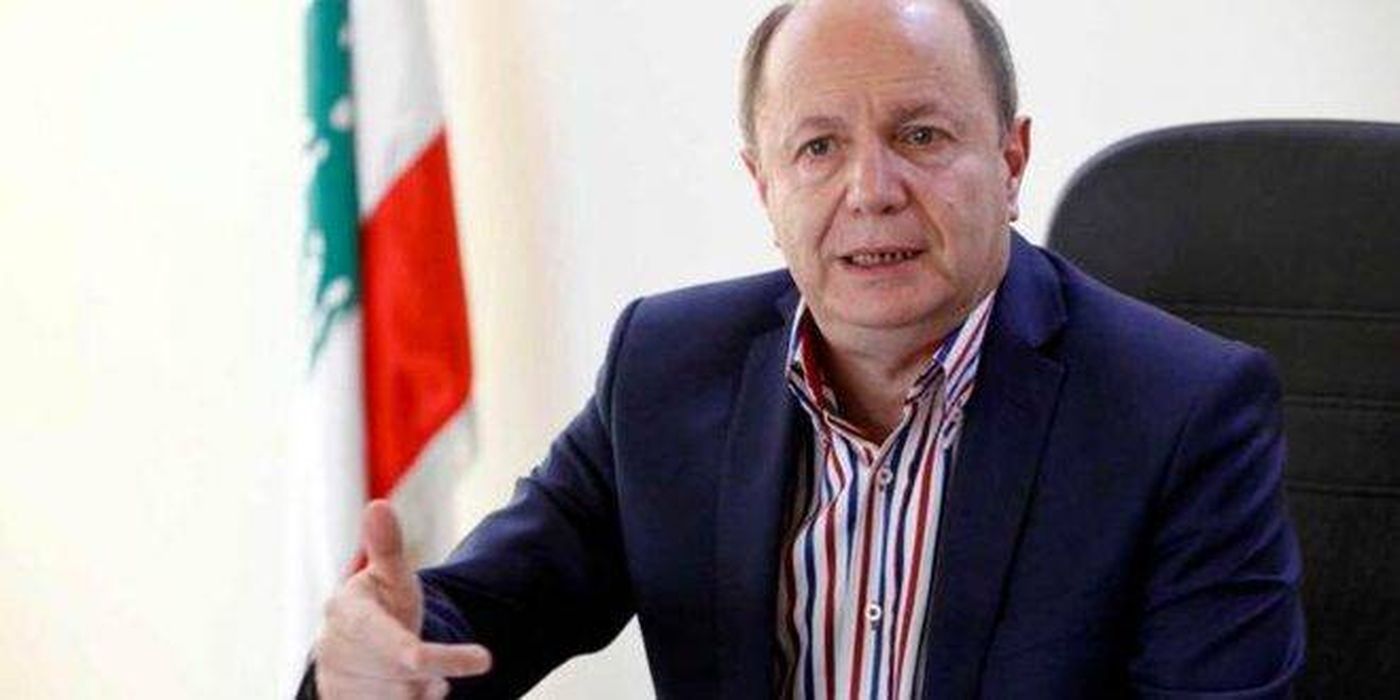 الأسمر يدعو الى فتح الدوائر الحكومية المقفلة فوراً