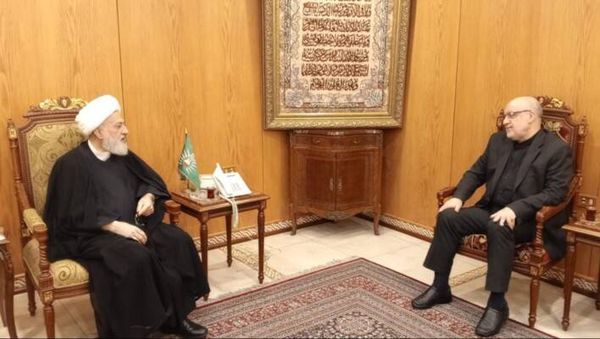 الخطيب استقبل أماني
في زيارة وداعيّة