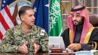 رسائل أمنية من جدة.. بن سلمان يبحث مع قائد "سنتكوم" تطورات المنطقة