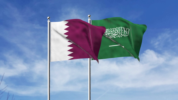 الخارجية القطرية: رئيس الوزراء وزير الخارجية بحث مع وزير خارجية السعودية الجهود والتنسيق المشترك لخفض التصعيد