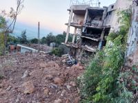 لودريان يتبنى التحفظات المسيحية على حوار بري ولا رئيس في المجلس الحالي
المكلفون الاميركيون والفرنسيون بالملف اللبناني سيحضرون قمة باريس
الخلافات قد تطيح بمشاركة لبنان في الاجتماع العربي بشان النازحين