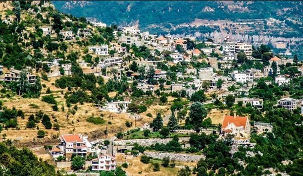 قرطبا تضبط مخالفات لنازحين