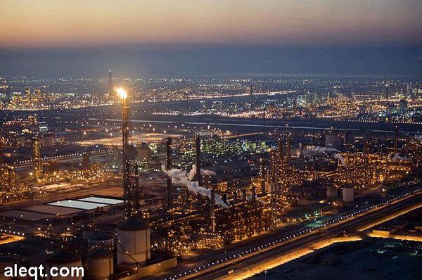 الهيئة الملكية توقع ثلاثة عقود بـ330 مليون ريال 