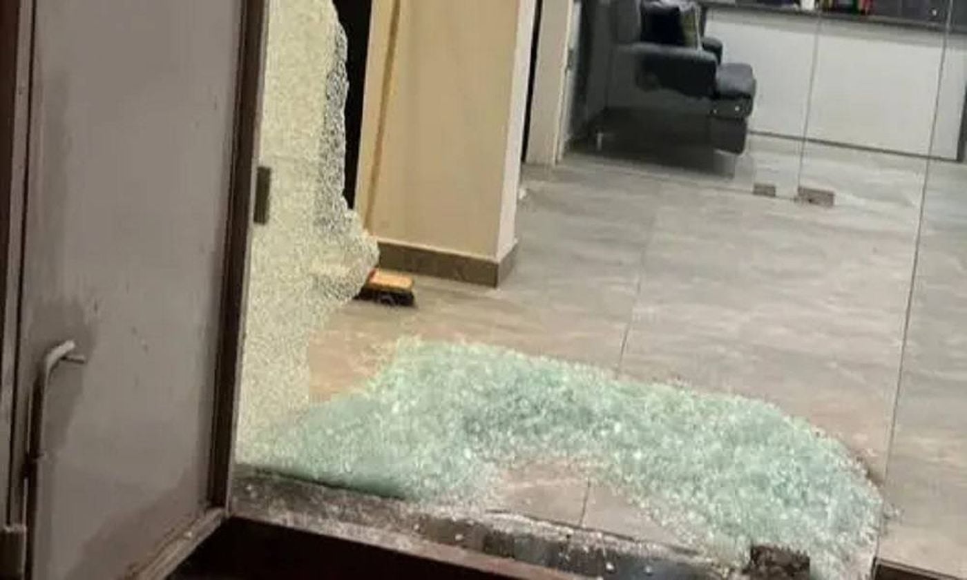إصابة طفلة واثنين آخرين بانفجار قنبلة يدوية في مخيّم البداوي