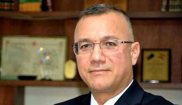 درويش تابع إصلاح العطل على الشبكة الكهربائية في الجامعة اللبنانية بطرابلس
