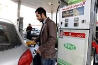 إيران: إلغاء دعم استيراد البنزين تدريجيًا