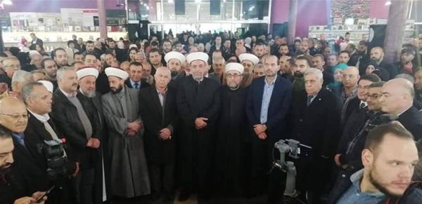 حسن مراد: لوقف المتاجرة بالنازحين