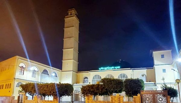 تعرض إمام مسجد في الجزائر للطعن