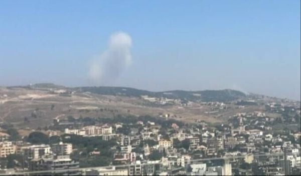 مدفعية الاحتلال الإسرائيلي تستهدف بلدة المنصوري في قضاء صور