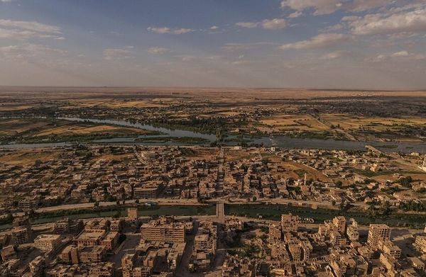 غضب بدير الزور شرق سوريا بعد قرار إلغاء مجمع الفرات التربوي