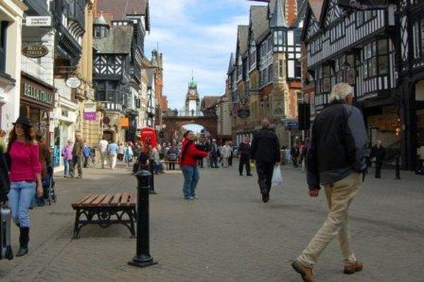 إرتفاع عدد سكان بريطانيا إلى أكثر من 9 ملايين مهاجر