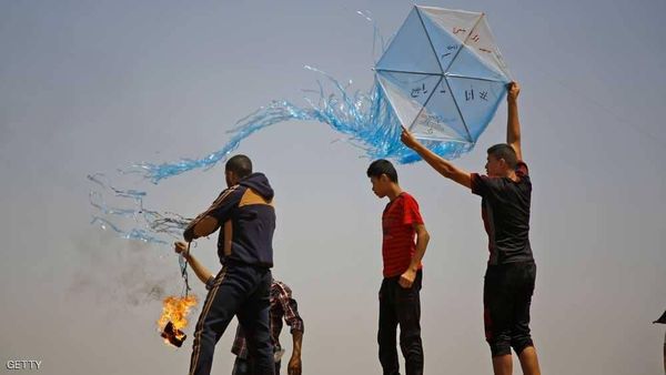 إسرائيل تتوعد غزة.. هل تندلع الحرب بسبب الطائرات الورقية؟