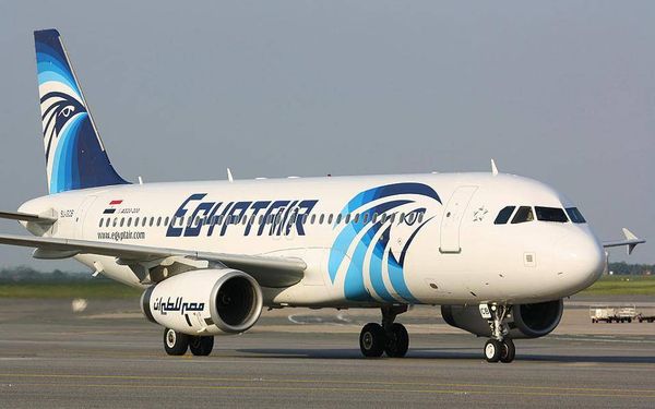 تفاصيل "الحيلة" التي قام بها طاقم الطائرة لإنقاذ الركاب