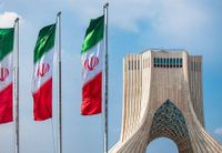 إيران تدعمُ التسوية السياسية في سوريا