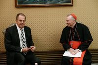 لافروف يطلع وزير خارجية الفاتيكان على تطورات الأوضاع في أوكرانيا