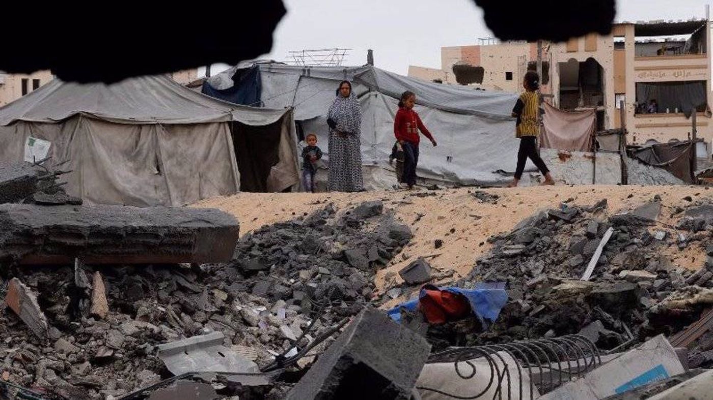 الدفاع المدني في غزة: 7 شهداء بينهم 5 أطفال من جراء استهداف الاحتلال لخيام ومنازل نازحين