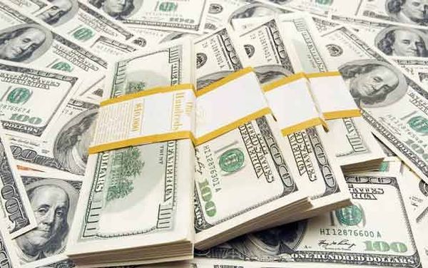 الحكومة قد تؤجّل حتى ربــيــع 2021 ... وهذا مصير سعر صرف الدولار العام المقبل