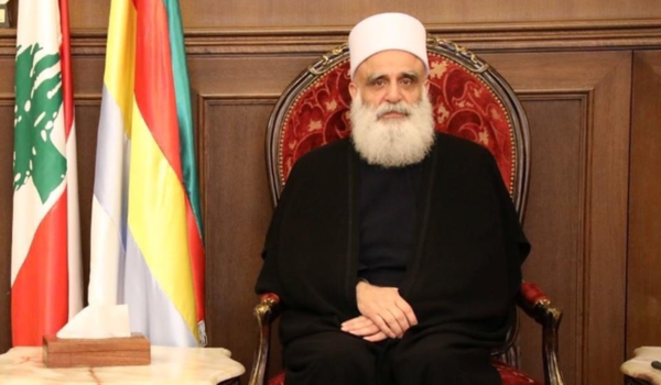 أبي المنى والهجري يشدّدان على ضرورة إبقاء التحرك في السويداء سلميّاً