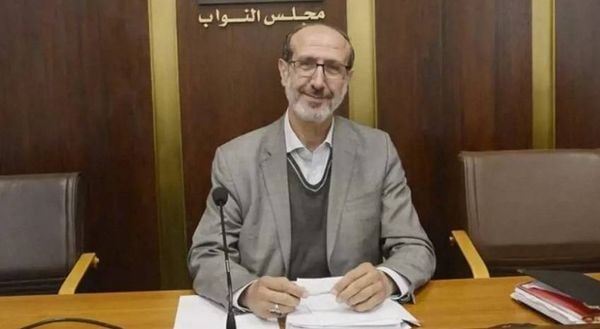 النائب ابراهيم الموسوي: حزب الله سيلتزم بوقف إطلاق النار