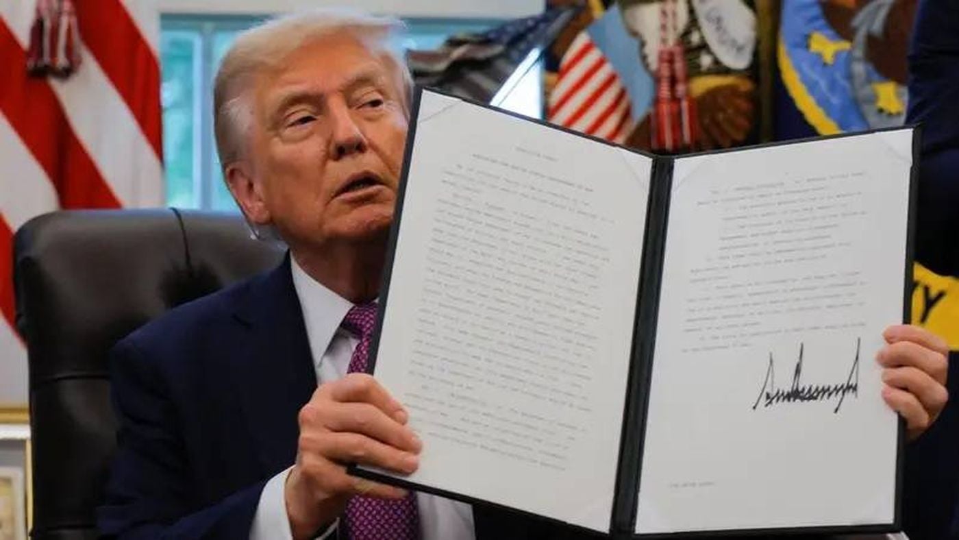 ترامب يحطم الأرقام القياسية في استخدام الأوامر التنفيذية