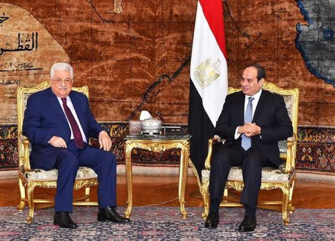 تفاصيل لقاء السيسي مع عباس