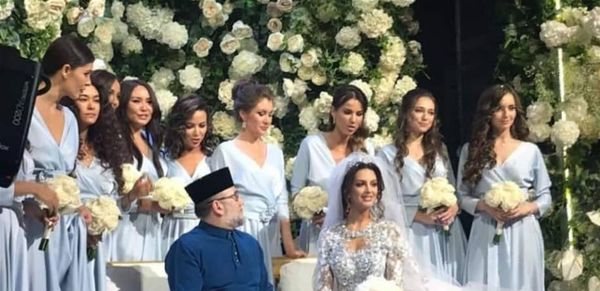 "أعلنت إسلامها".. ملك ماليزيا يتزوج ملكة جمال موسكو! (فيديو )