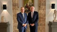 سلامة يبحث مع أرنو أوضاع لبنان