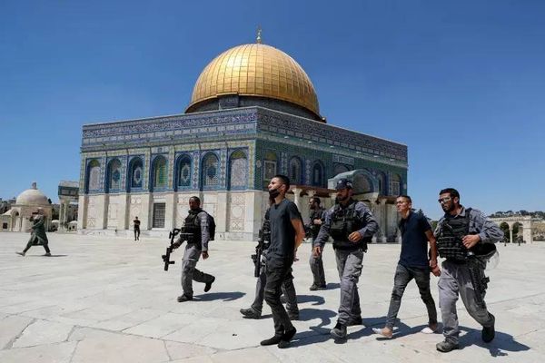 محافظة القدس: الاحتلال أصدر 15 قرار إبعاد عن الأقصى خلال 6 أيام