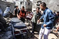 شهداء في قصف إسرائيلي استهدف ورشة حدادة بمدينة غزة