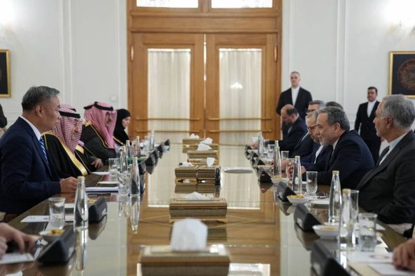 عراقتشي: تعاون ثلاثيّ متصاعد