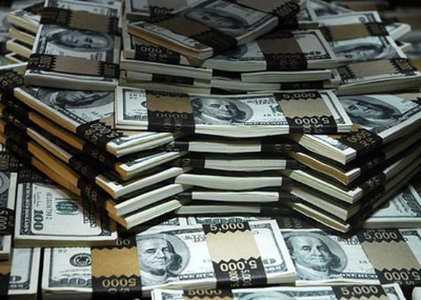 1645 مليارديراً يملكون 6.4 تريليون دولار