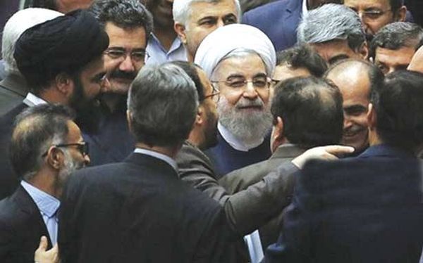 بعد تجديد العقوبات على إيران
روحاني : سنردّ بحزم على انتهاك «النووي»