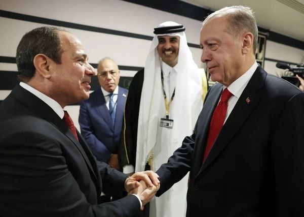 تحرك قطري لاحتواء التصعيد في المنطقة... اتصالات مع لبنان وتركيا ومصر