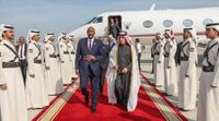 البرهان يصل إلى قطر في زيارة رسمية