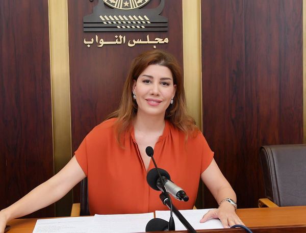 يعقوبيان: صار واضح انو المطلوب ننسى الخبز المفقود والمي المقطوعة والكهرباء والسرقات