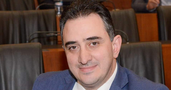الحاج: سيتمّ تحويل الرواتب المتأخرة
إلى أعضاء السلك الديبلوماسي